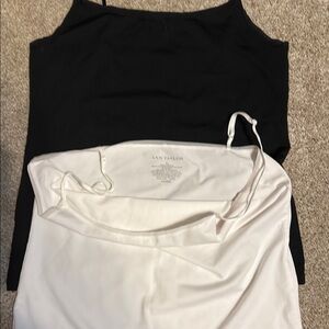 Ann Taylor Women's Black and White Tops